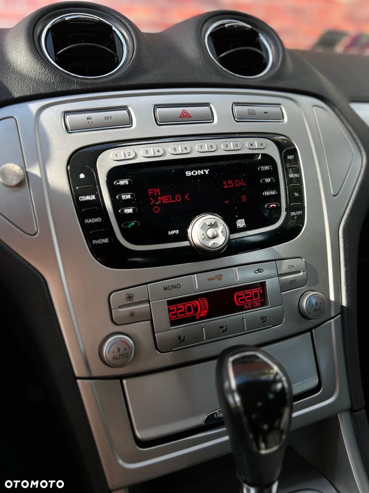 Ford Mondeo - 21