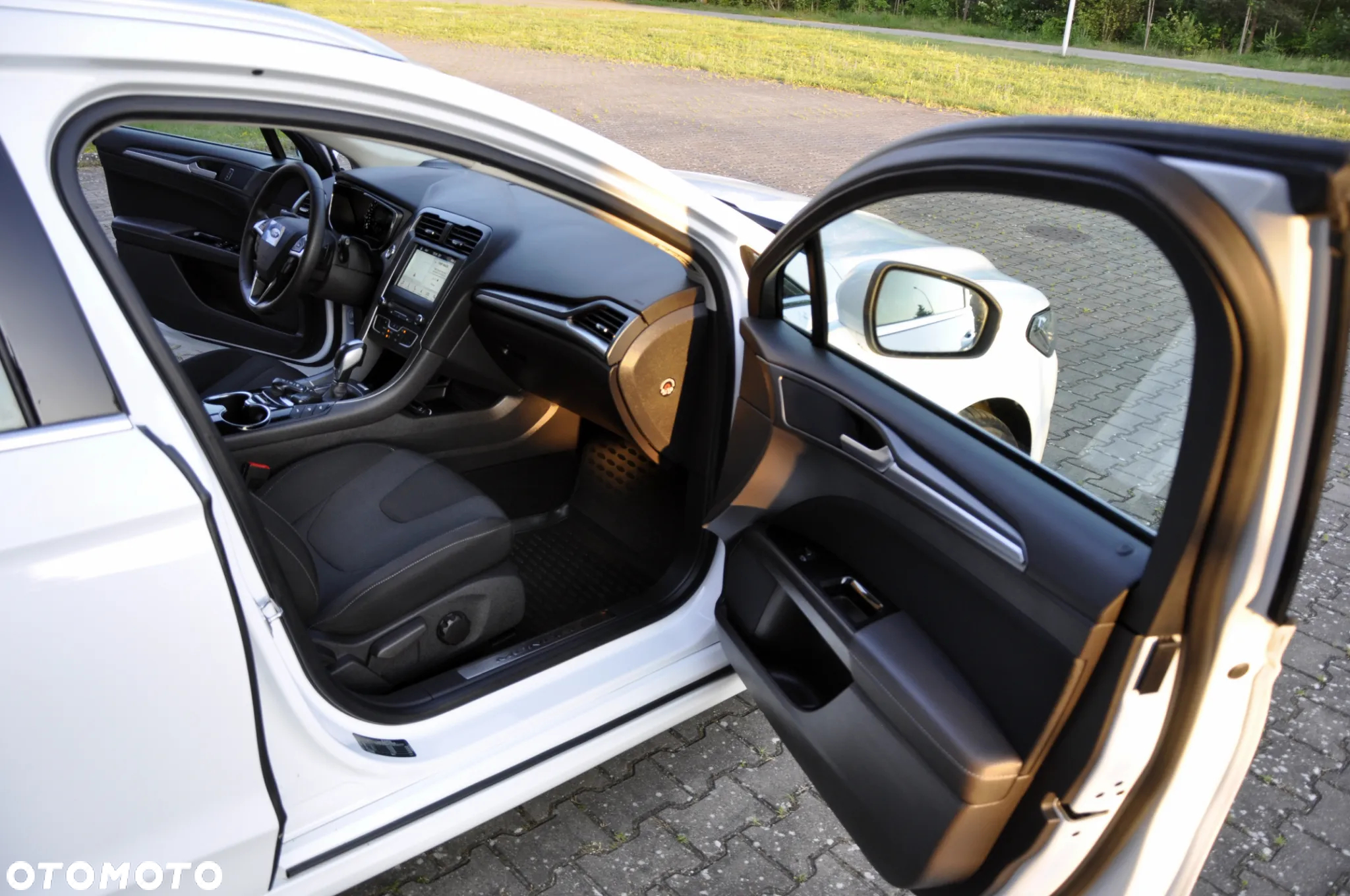 Ford Mondeo Turnier 2.0 TDCi PowerShift-Aut Allrad Titanium - 20