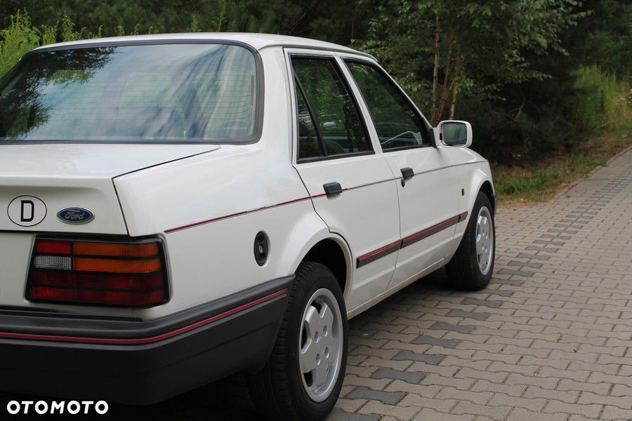 Ford Orion 1.4 CL - 10