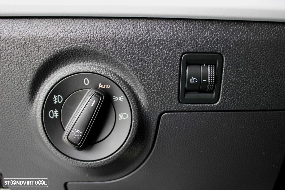 SEAT Arona 1.0 TSI Xperience DSG - 18