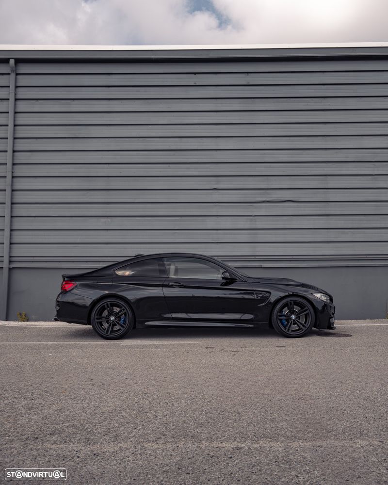 BMW M4 Auto - 7
