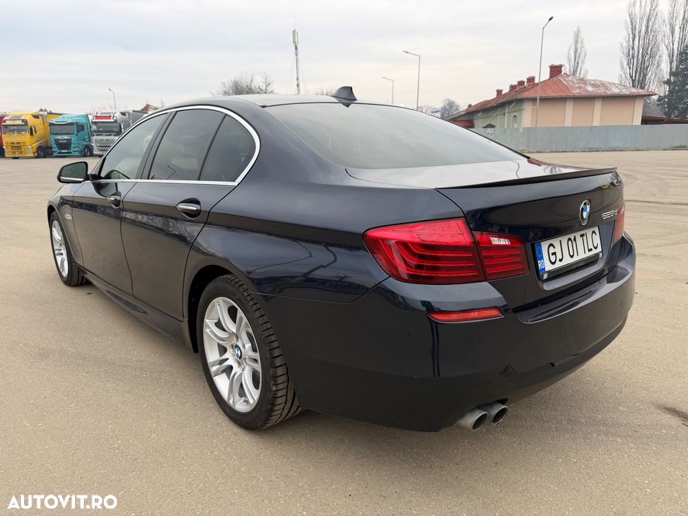 BMW Seria 5 525d Aut. - 7
