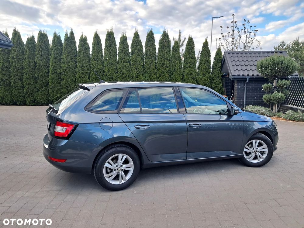 Skoda Fabia 1.0 TSI Ambition - 6