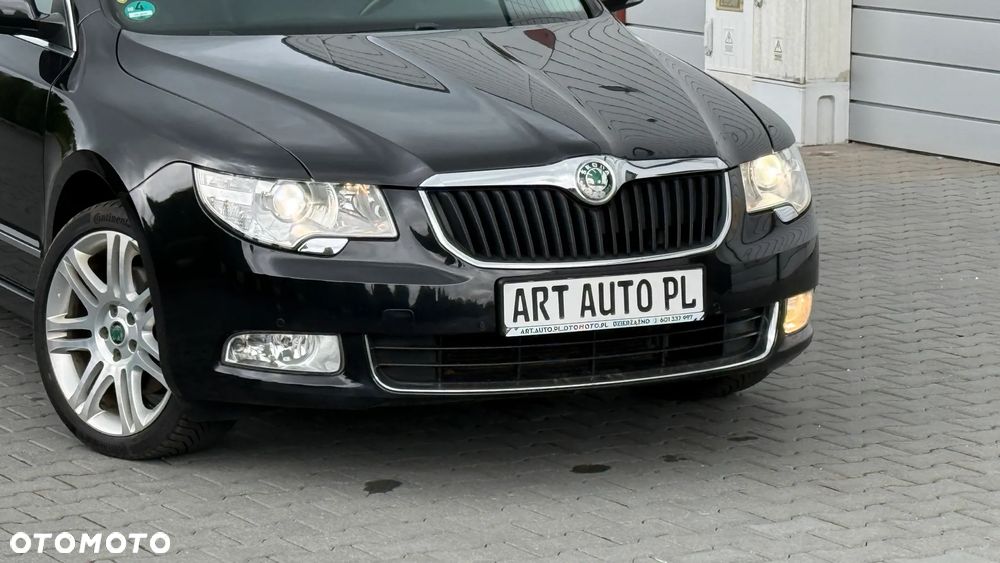 Skoda Superb 2.0 TDI Elegance DSG - 13