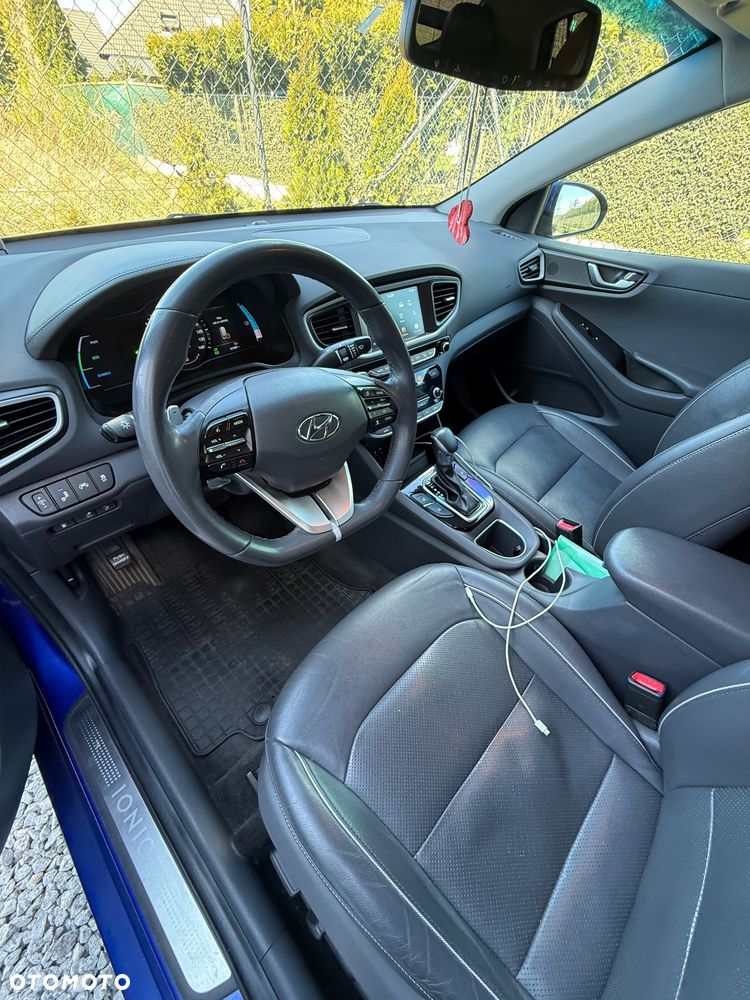 Hyundai IONIQ Plug-in hybrid Premium - 21