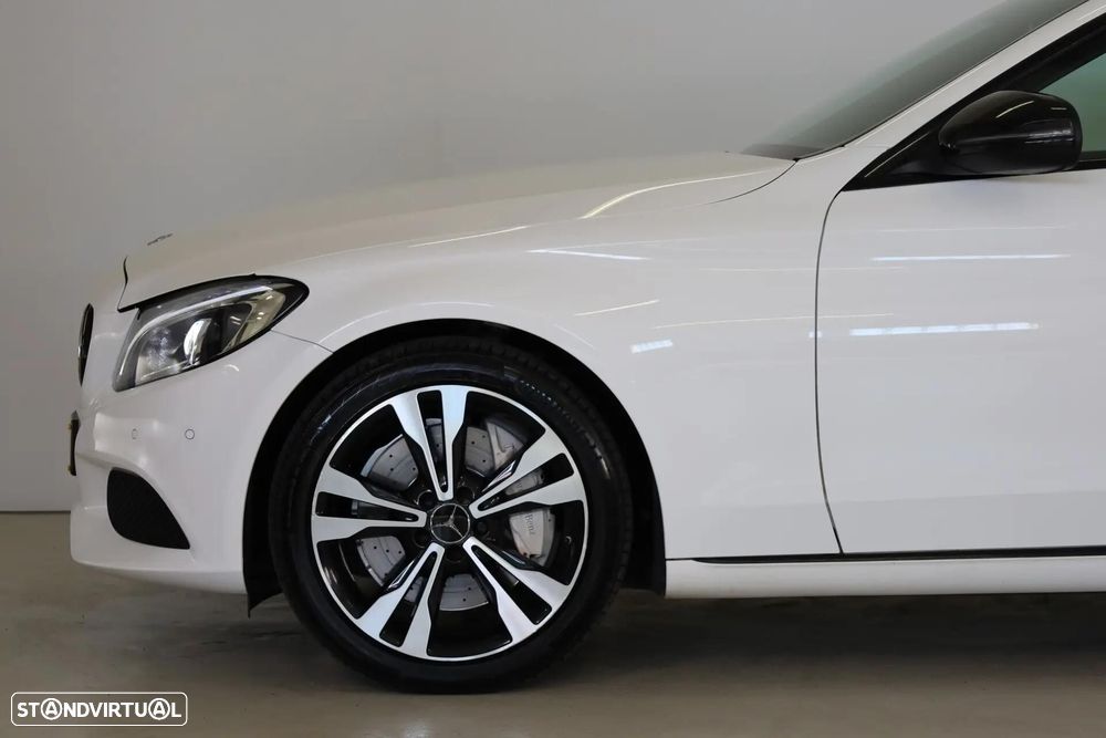 Mercedes-Benz C 350 e - 13