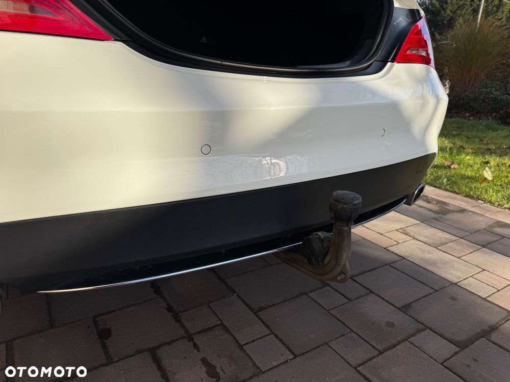 Mercedes-Benz CLA 250 7G-DCT - 26