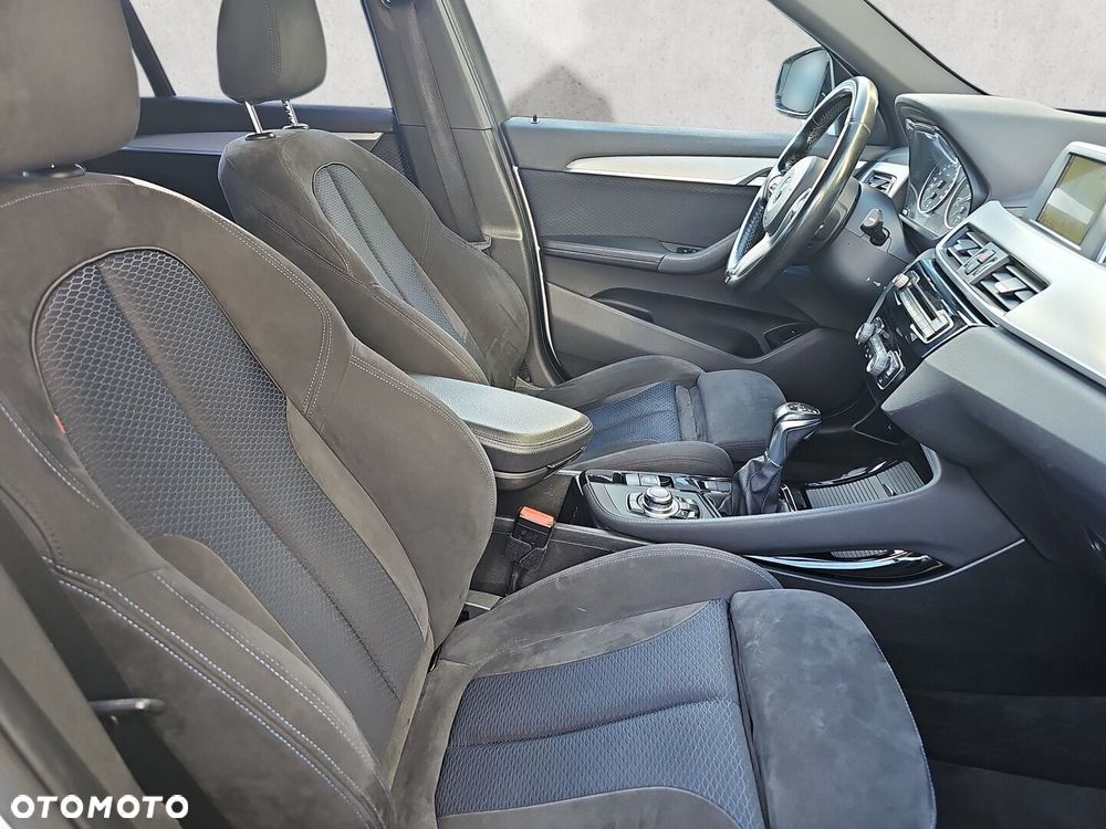 BMW X1 sDrive18i M Sport - 16