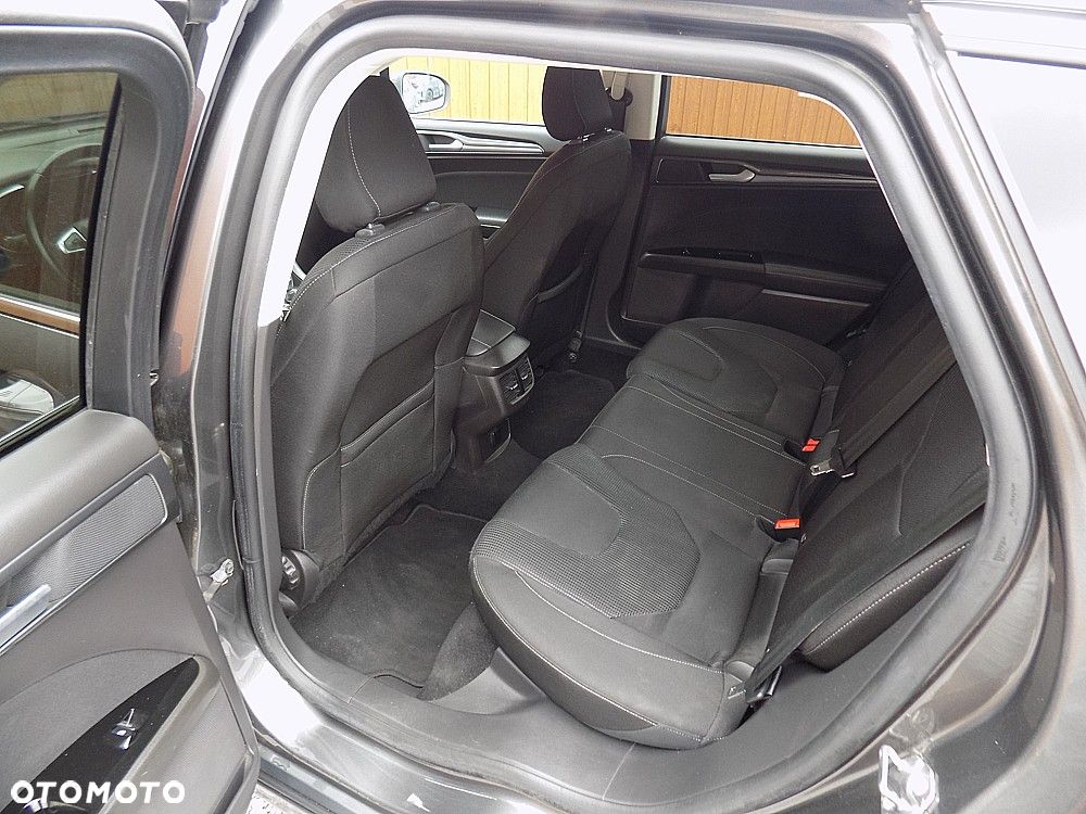 Ford Mondeo 2.0 Hybrid Trend - 6