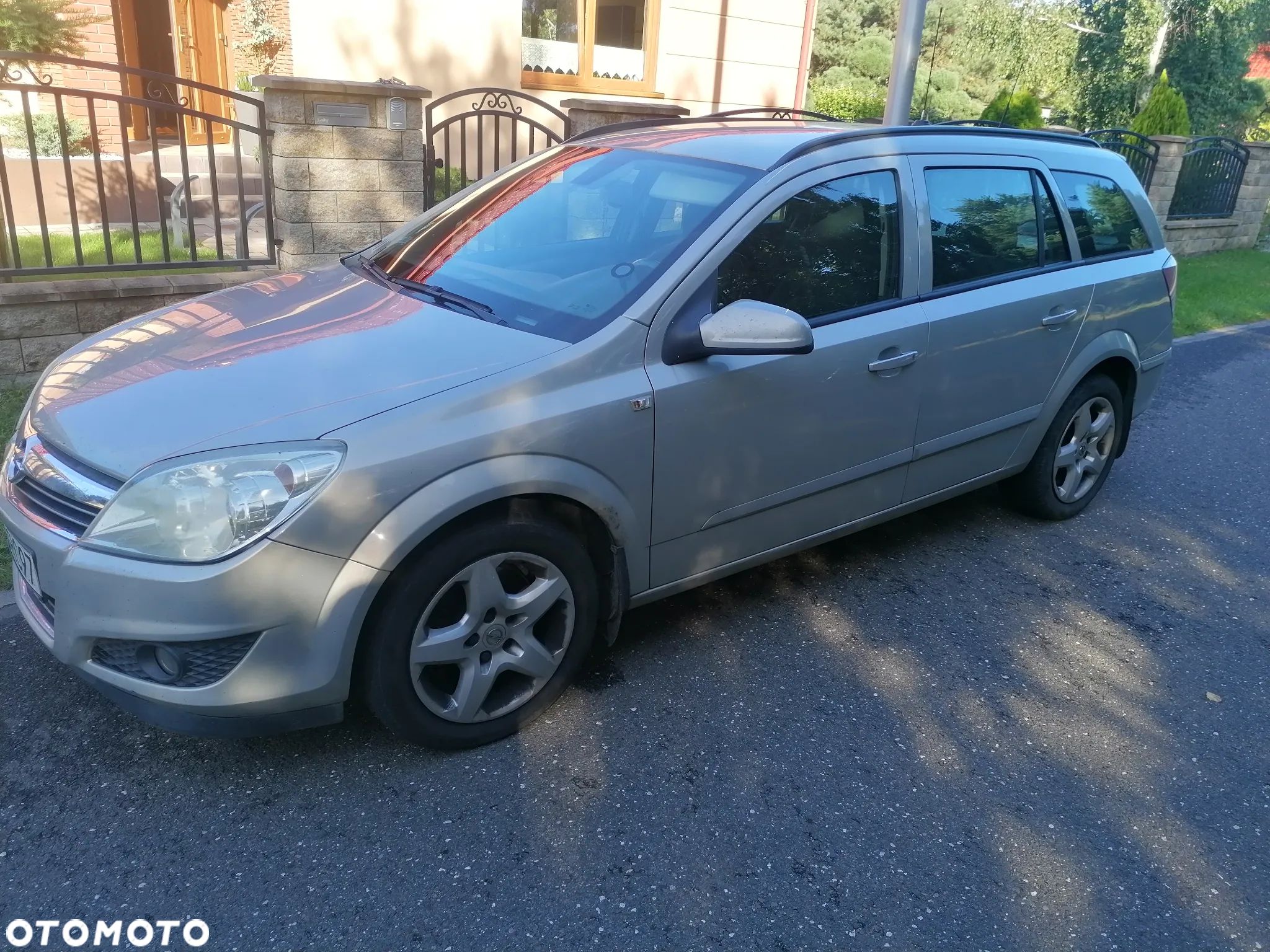 Opel Astra III 1.9 CDTI - 1
