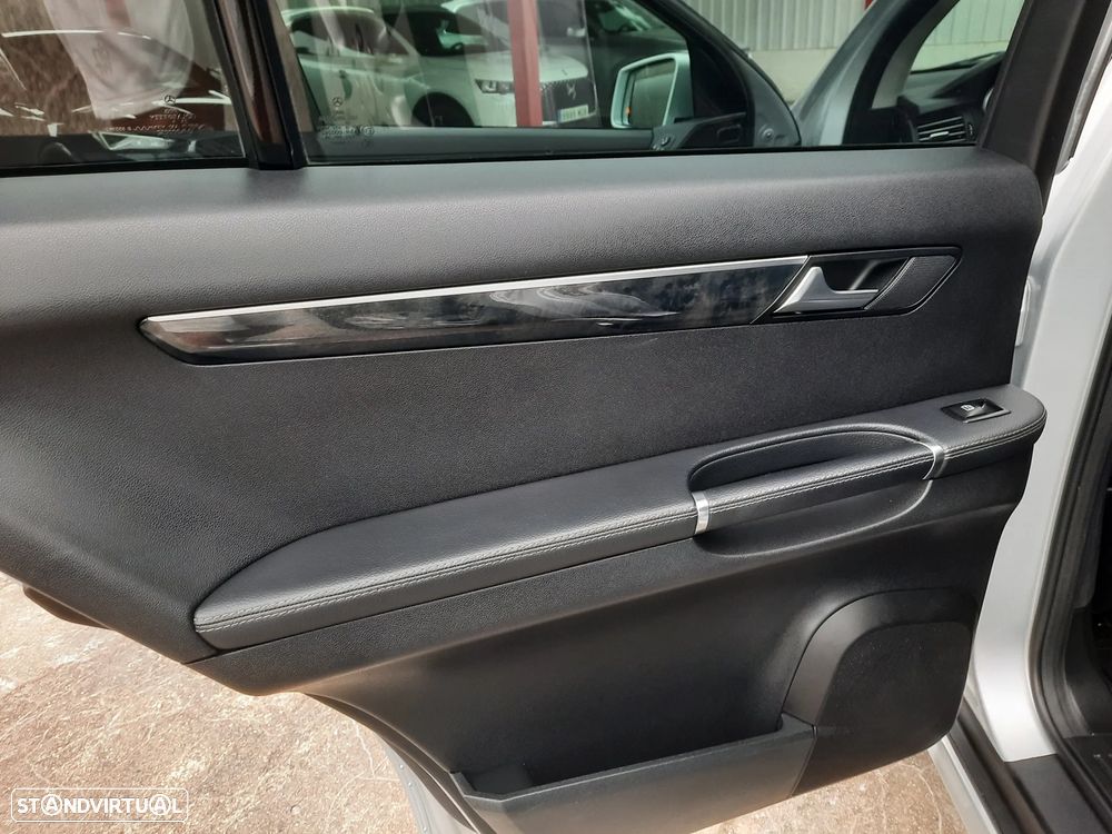 Mercedes-Benz R 300 CDI 4-Matic — fotografia 34