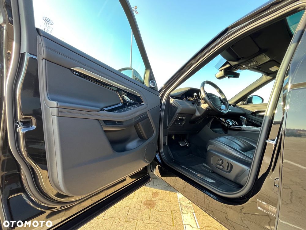 Land Rover Range Rover Evoque - 12