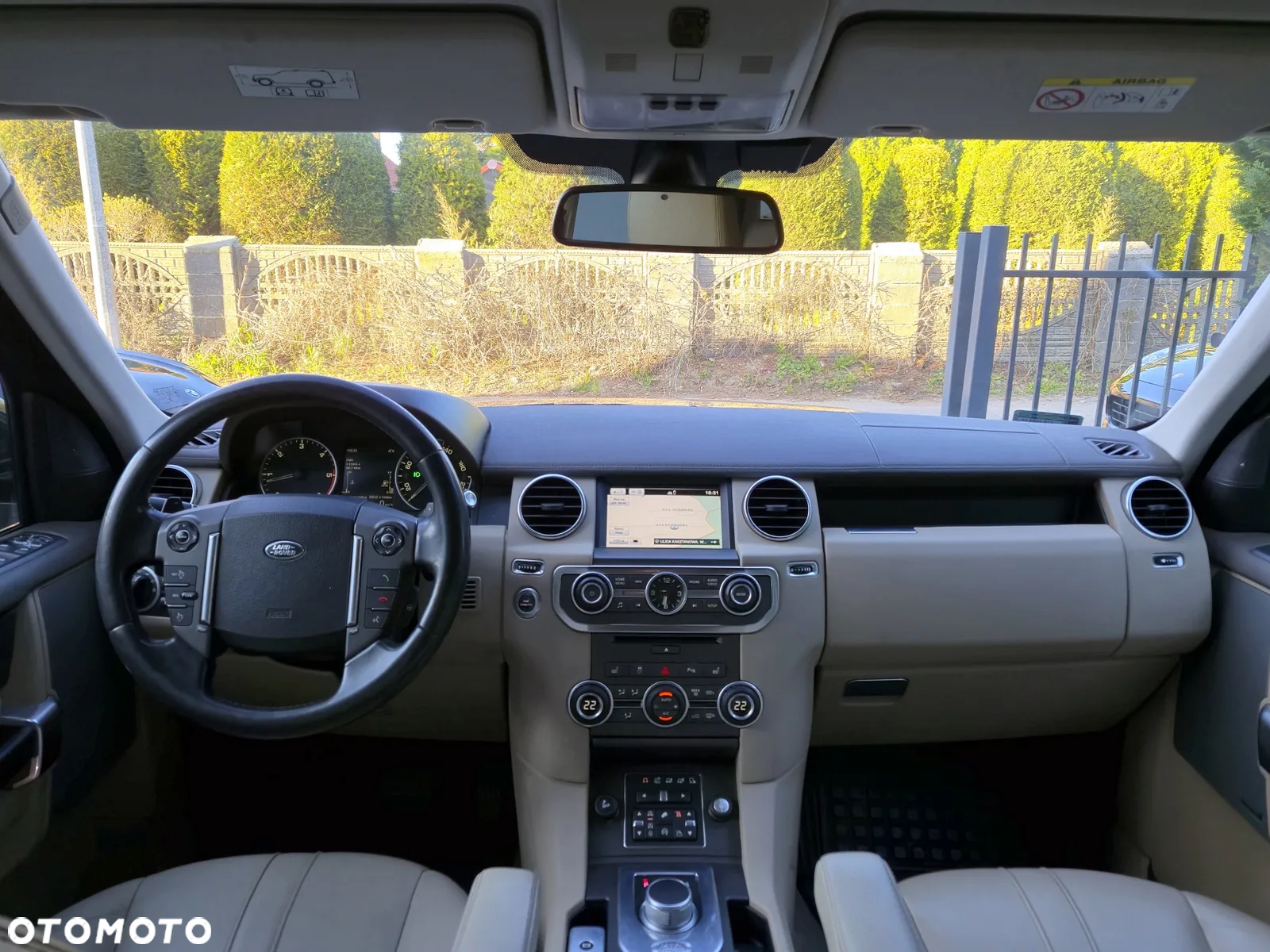 Land Rover Discovery IV 3.0 SD V6 HSE EU6 - 8