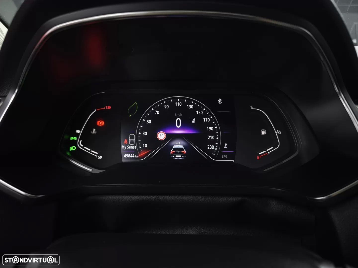 Renault Captur 1.0 TCe Techno Bi-Fuel - 29