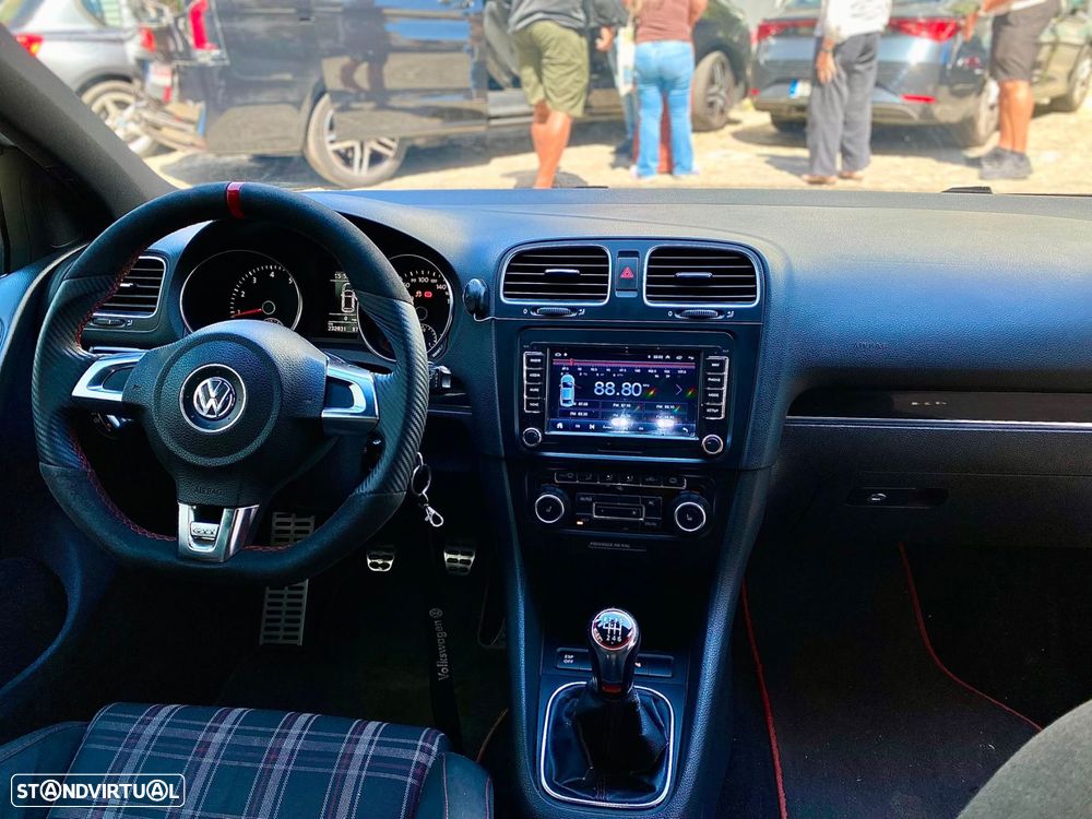 VW Golf 2.0 TSi GTI - 15