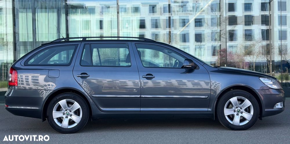 Skoda Octavia 2.0 TDI DPF Elegance - 5