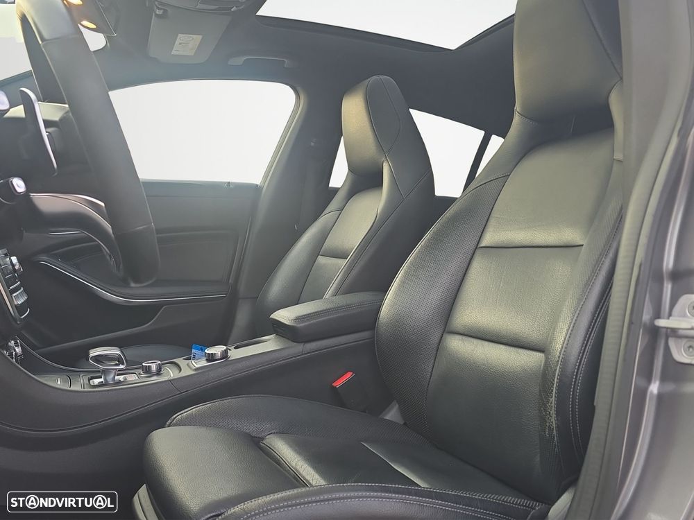 Mercedes-Benz CLA 45 AMG - 9