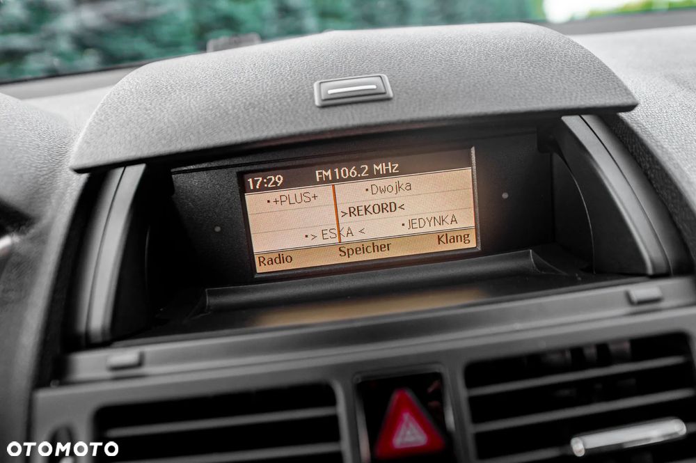 Mercedes-Benz Klasa C 200 7G-TRONIC Avantgarde Edition - 34