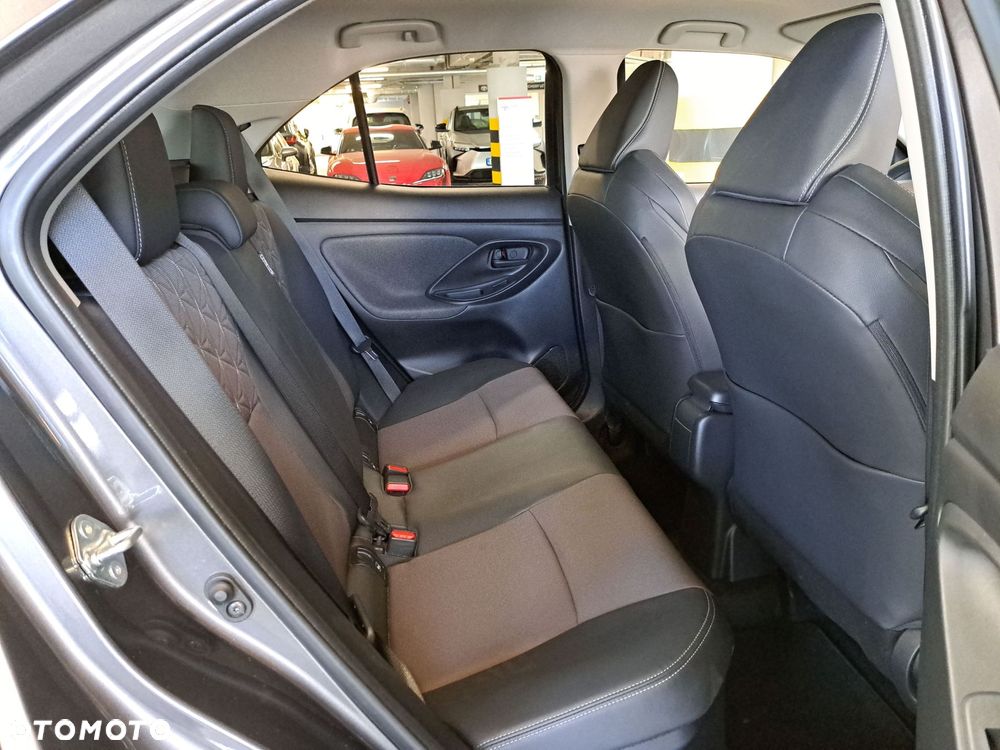 Toyota Yaris Cross - 15