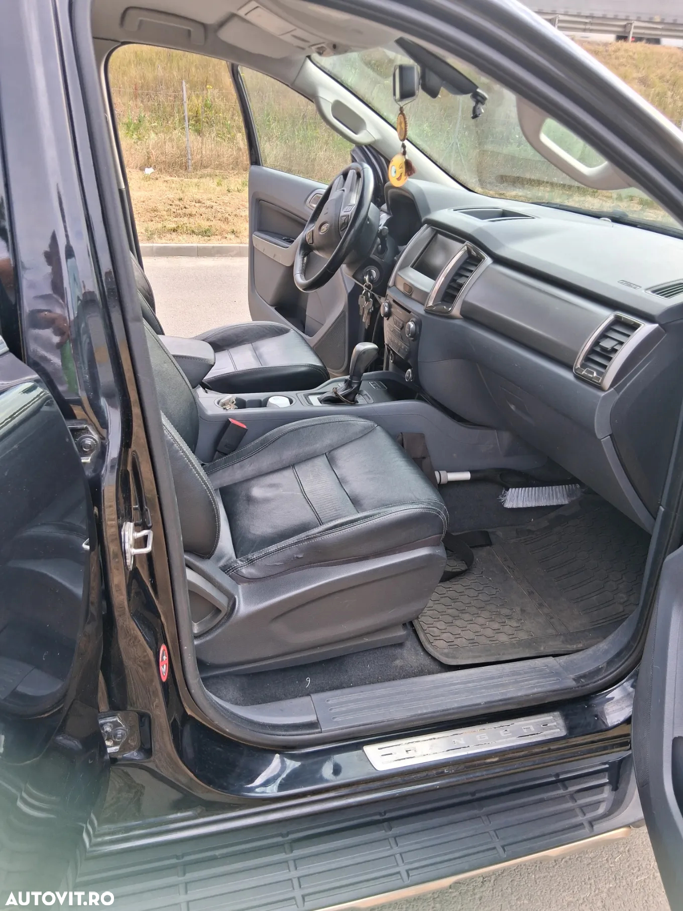 Ford Ranger Pick-Up 4x4 Cabina Dubla LIMITED Aut. - 11