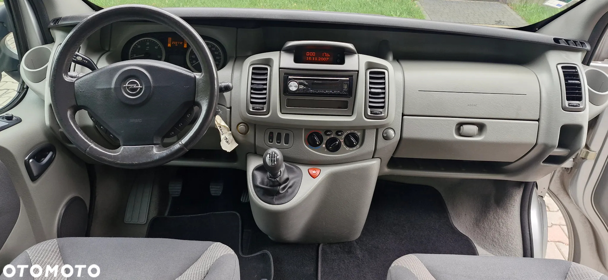 Opel Vivaro L1H1 Tour Elegance - 8