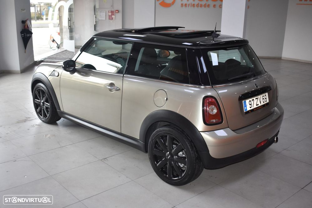 MINI 3 Portas - 8