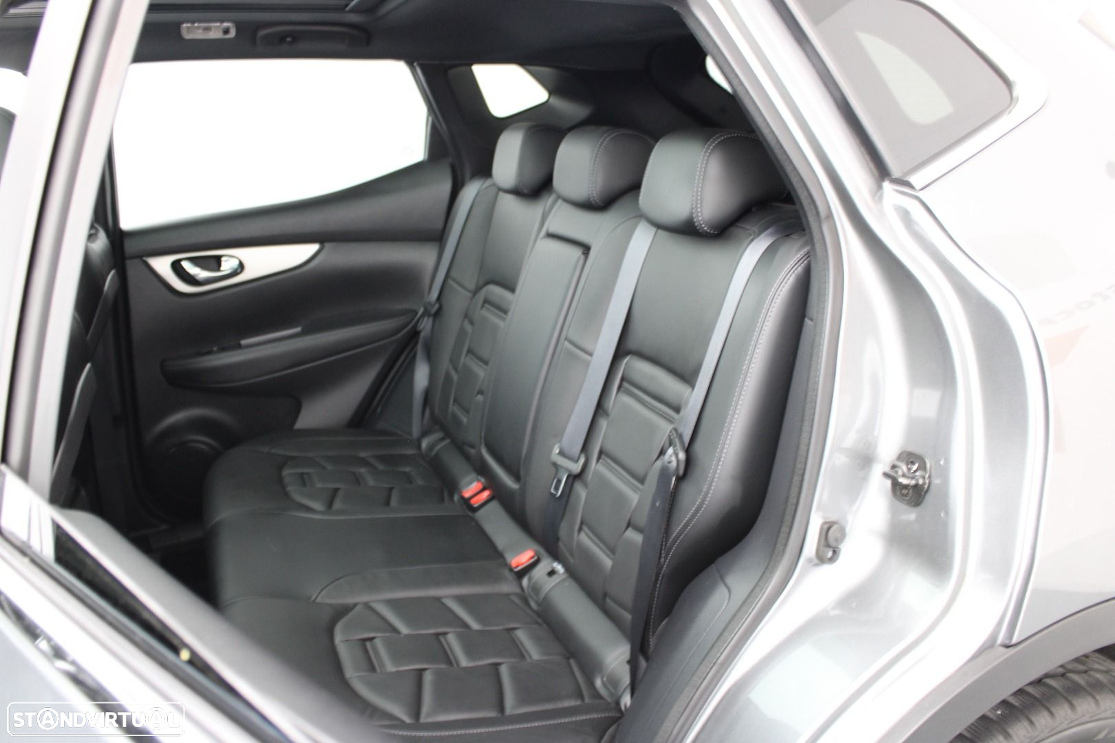 Nissan Qashqai 1.5 dCi Tekna - 10