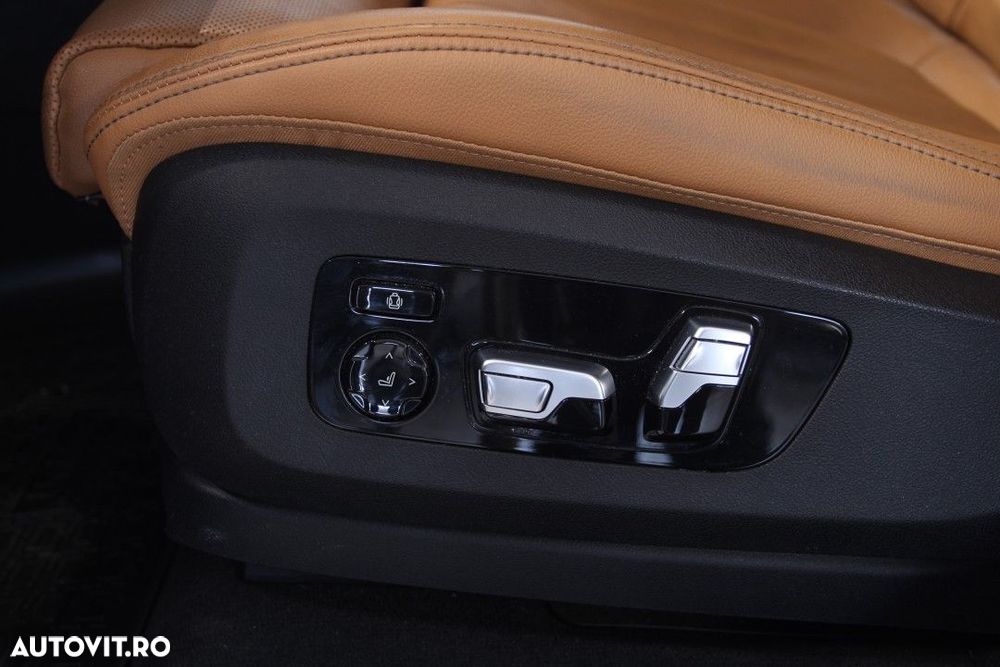BMW X5 xDrive40i - 16