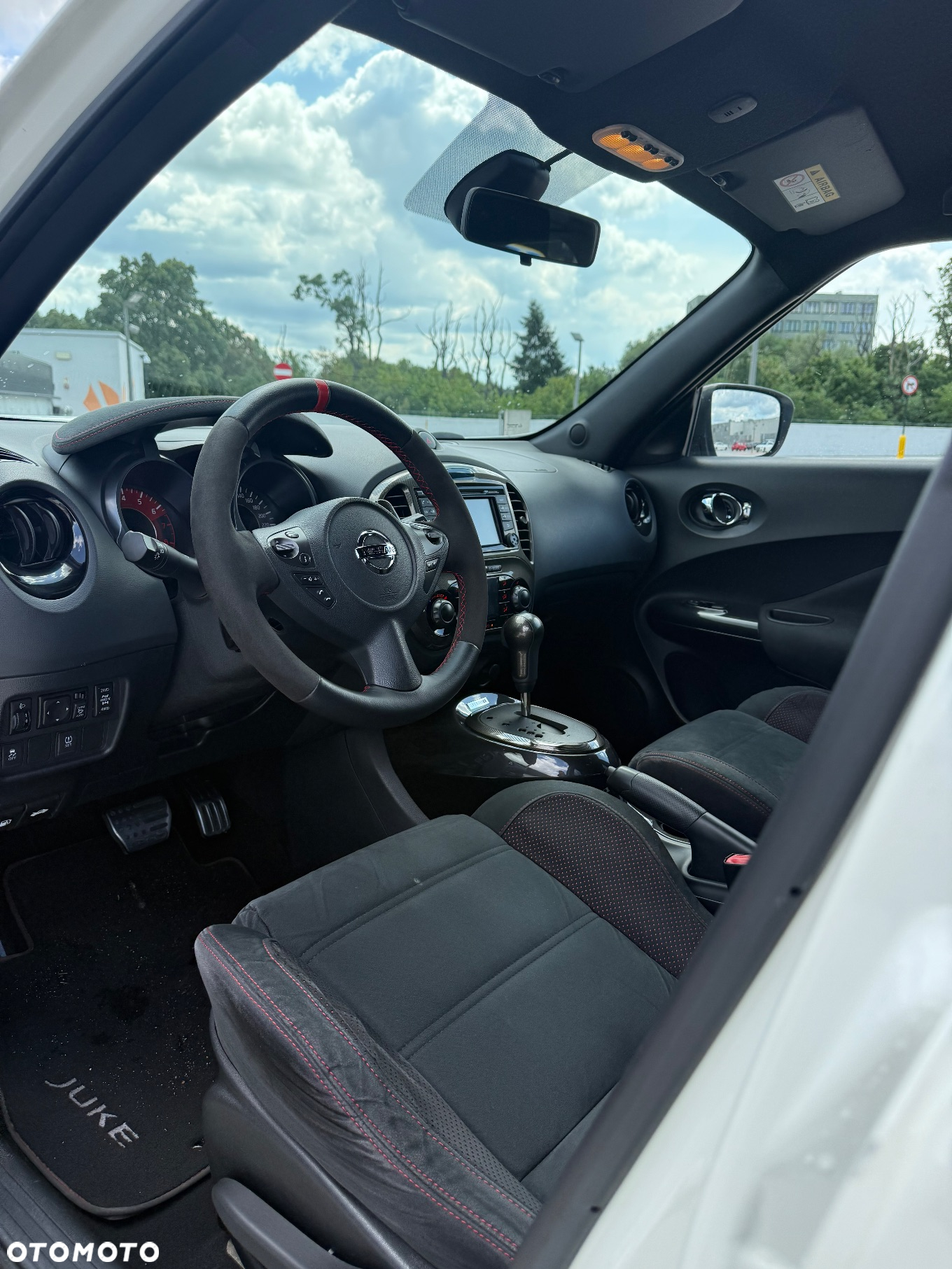 Nissan Juke 1.6 DIG-T Nismo RS 4WD Xtronic EU6 - 7