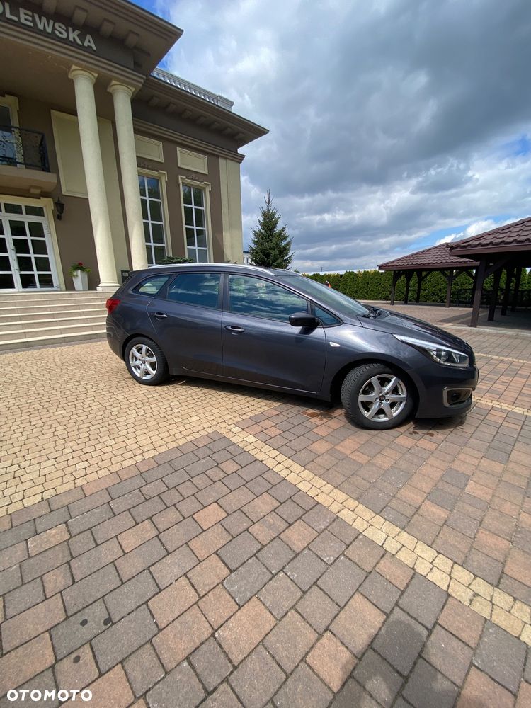 Kia Ceed 1.6 CRDi M - 9