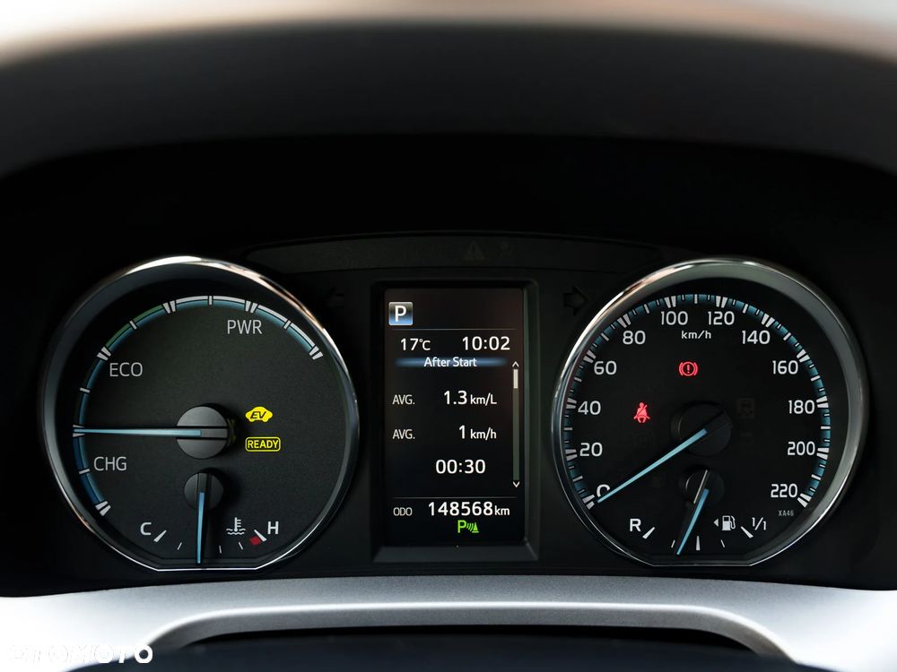 Toyota RAV4 Hybrid Platinum 4x2 - 23