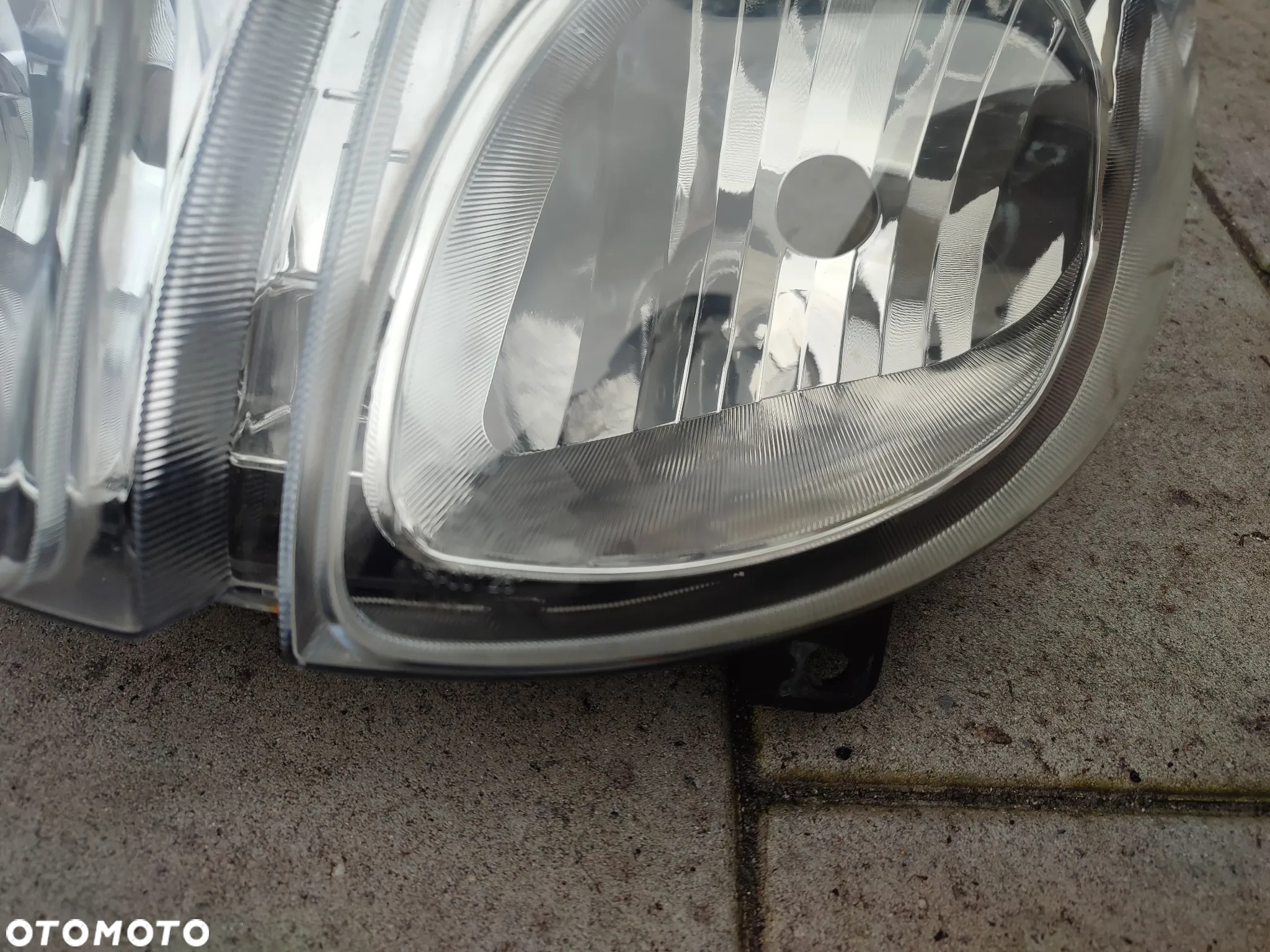 Lampa, reflektor Yamaha Xenter 125 - 6