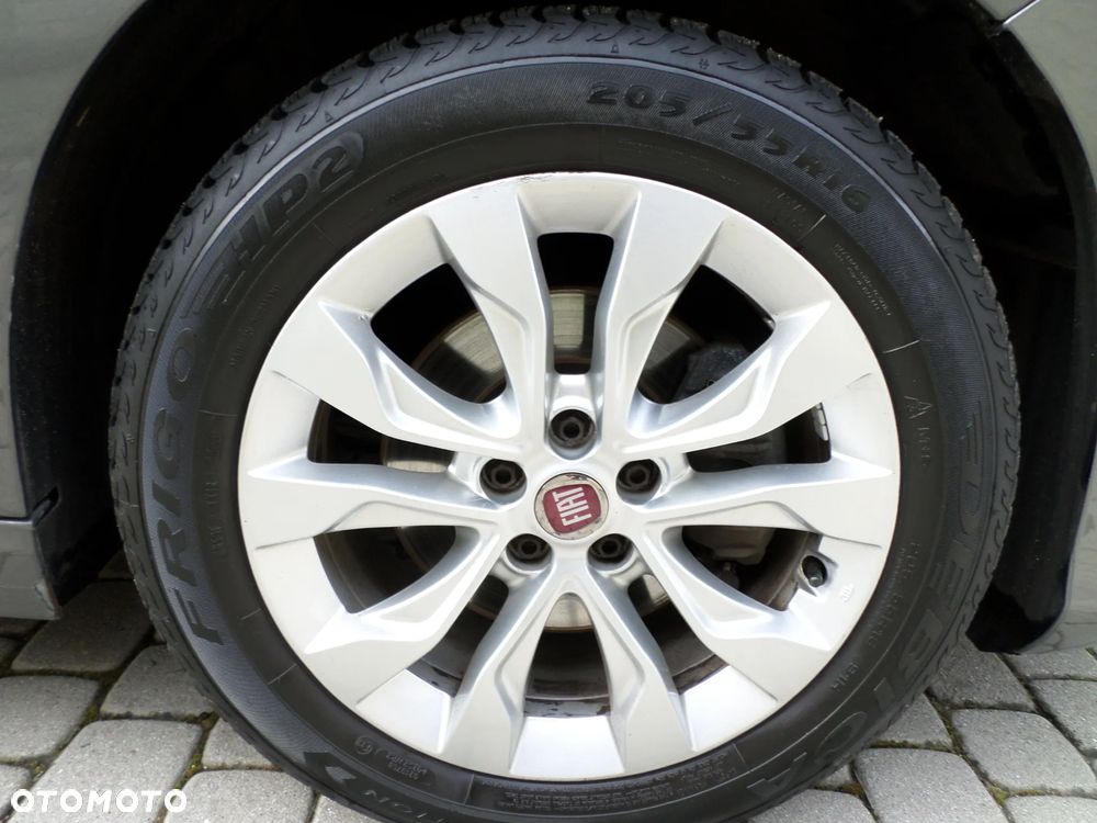 Fiat Tipo 1.4 T-Jet 16v Lounge - 32