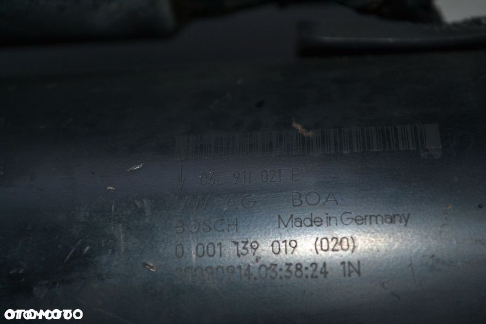 AUDI A4 B8 A5 A6 Q5 ROZRUSZNIK 2,0 TDI 03L911021E 001139019 - 2