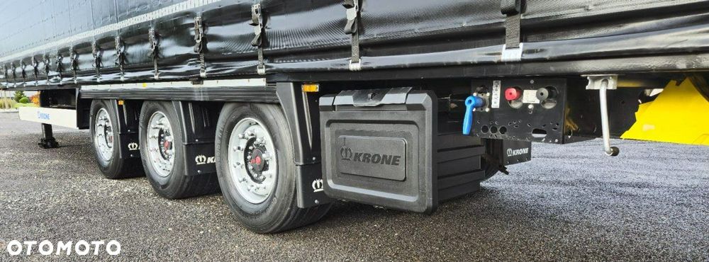 Krone Firana Mega, Dach Podnoszony - 16