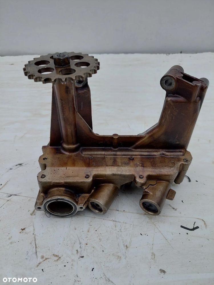 Pompa oleju 1439263 BMW X5 E53 Range Rover L322 4.4 - 1