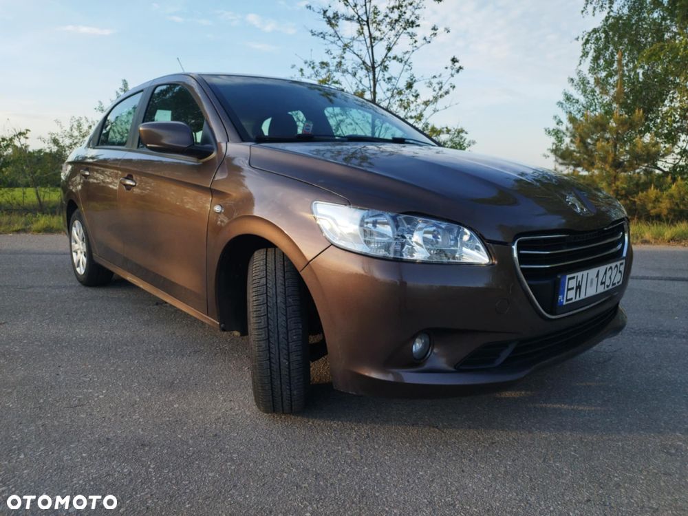 Peugeot 301 1.2 VTi/Pure Tech Active - 2