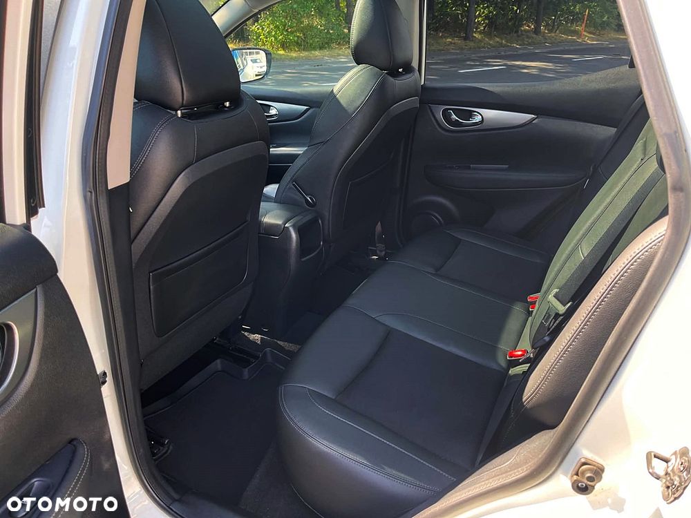 Nissan Qashqai 1.6 DIG-T Tekna - 12