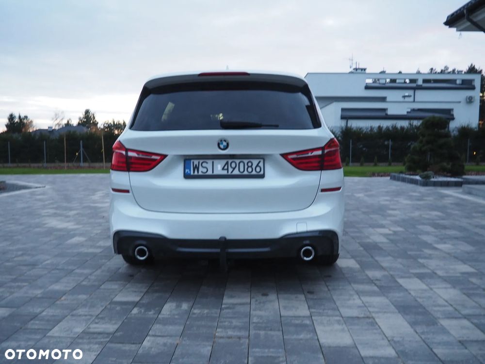 BMW Seria 2 218d M Sport - 5