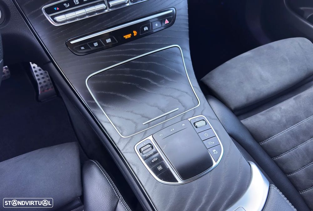 Mercedes-Benz GLC 300 e Coupé 4Matic - 36