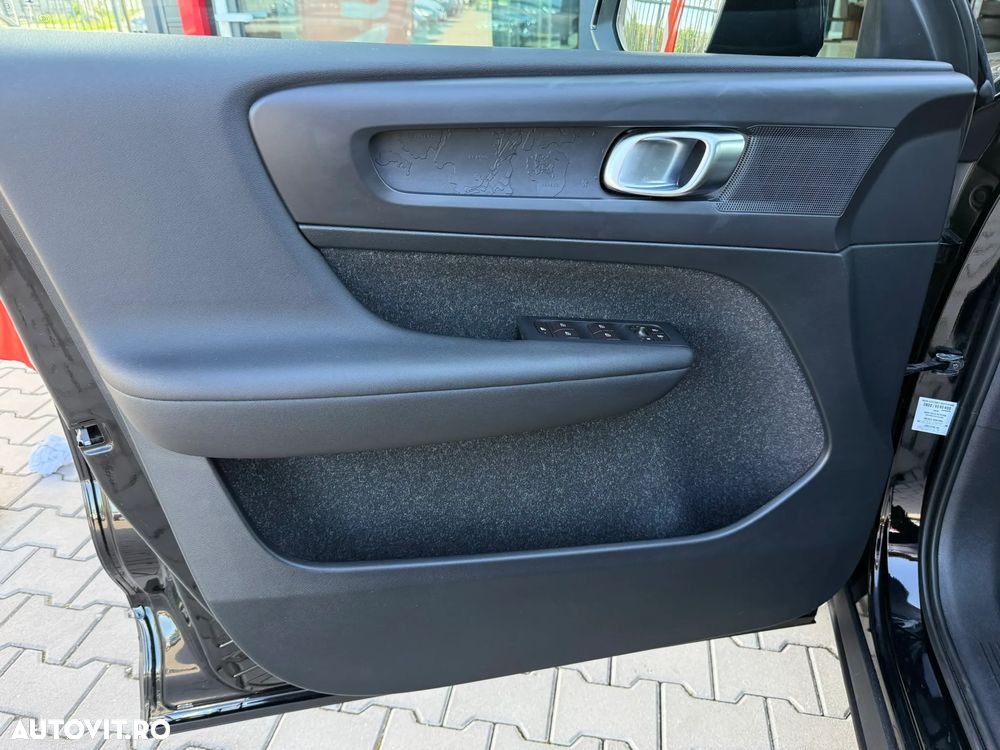 Volvo XC 40 D3 Momentum - 27