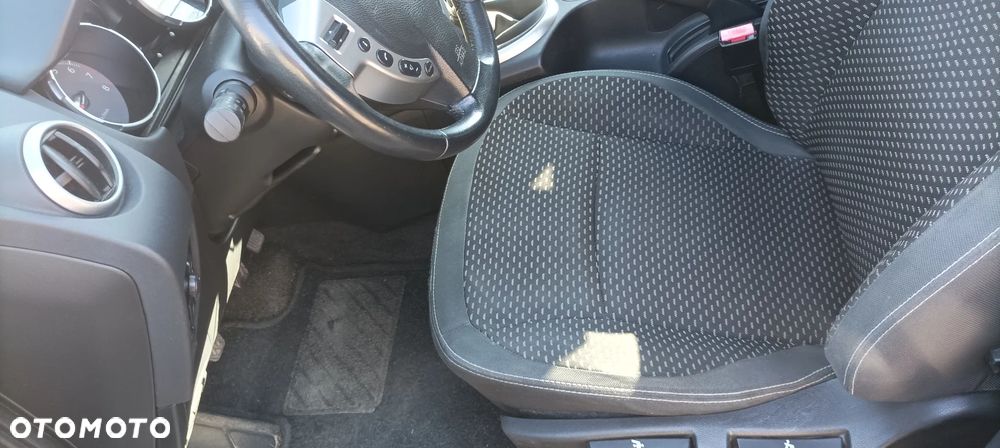 Nissan Qashqai+2 2.0 Tekna - 9