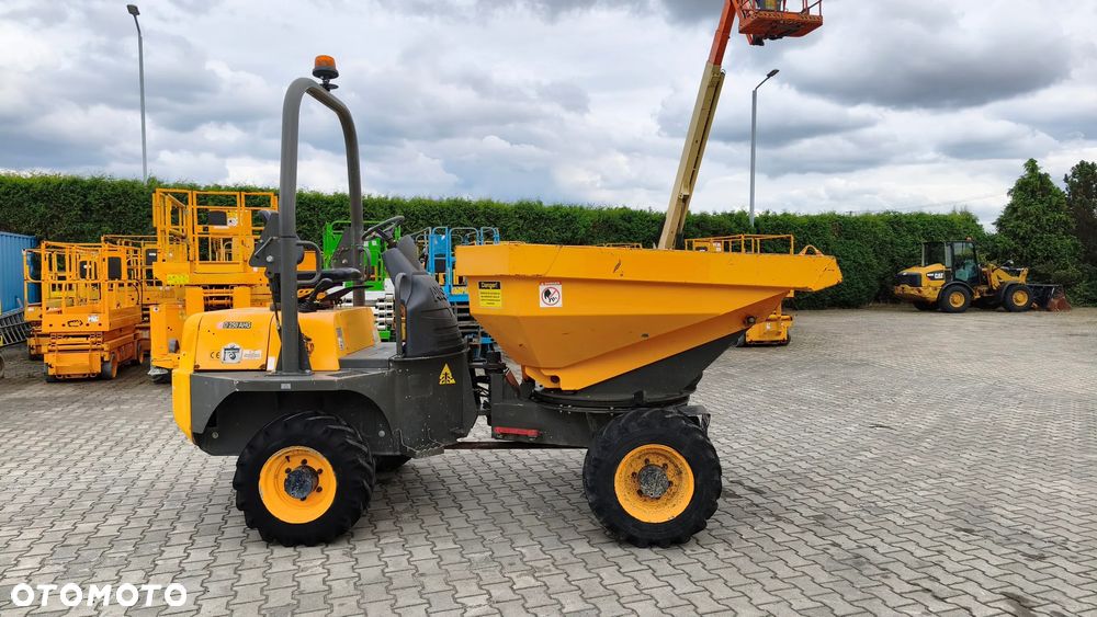 Ausa D 250 AH G - 3
