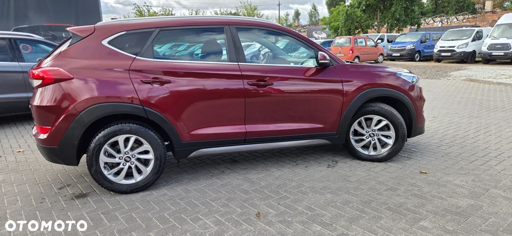 Hyundai Tucson blue 1.7 CRDi 2WD DCT Passion - 17