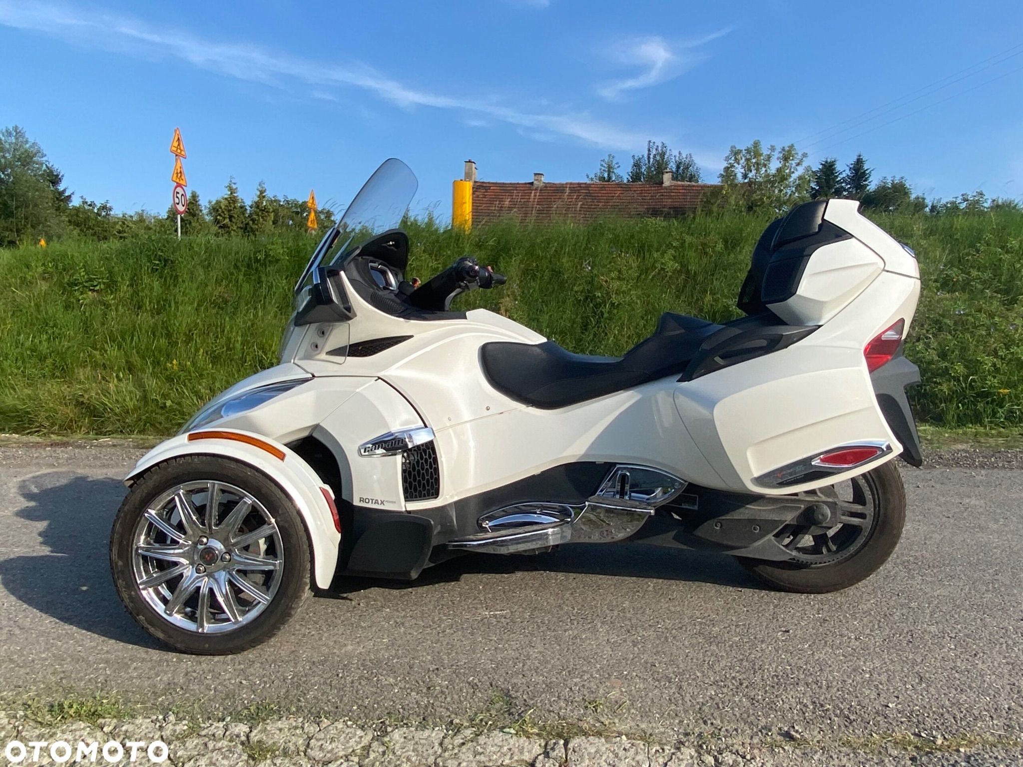 Can-Am Spyder - 1