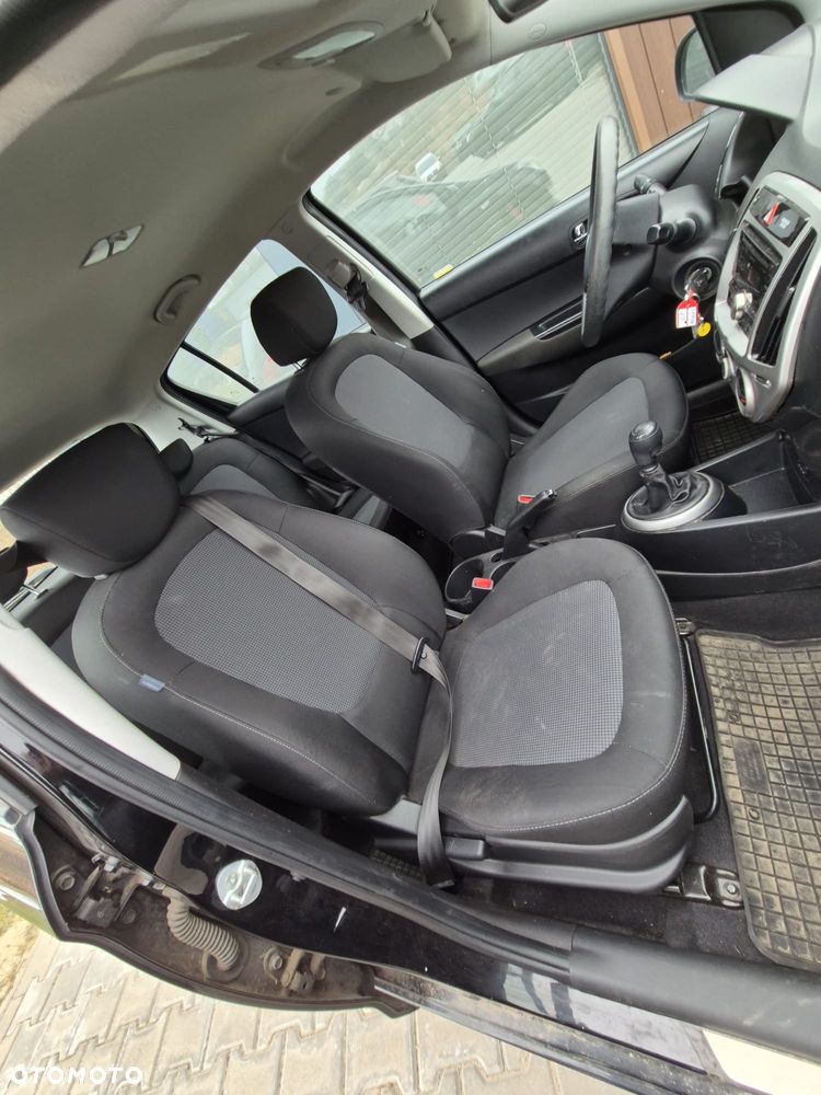 Hyundai i20 1.1 CRDi Comfort - 17