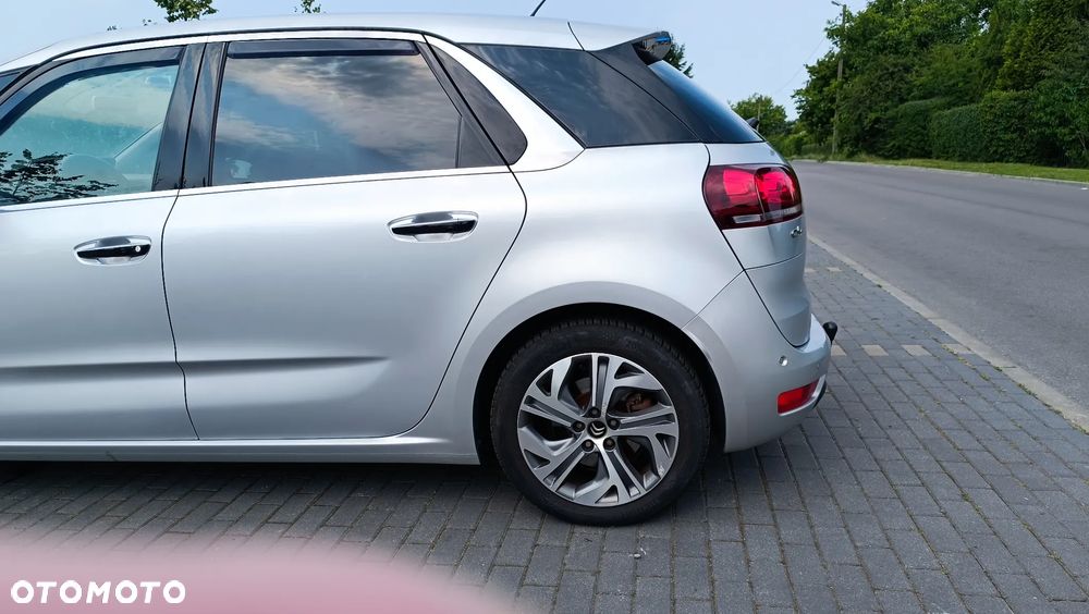 Citroën C4 Picasso - 10