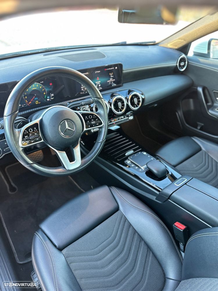 Mercedes-Benz A 250 Limousine e Style Plus - 4