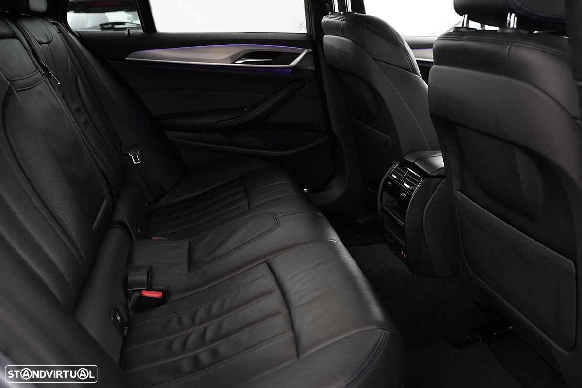 BMW 520 d Pack M Auto - 28