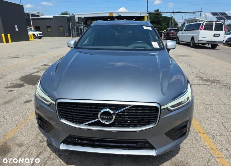 Volvo XC 60 T5 AWD R-Design - 2